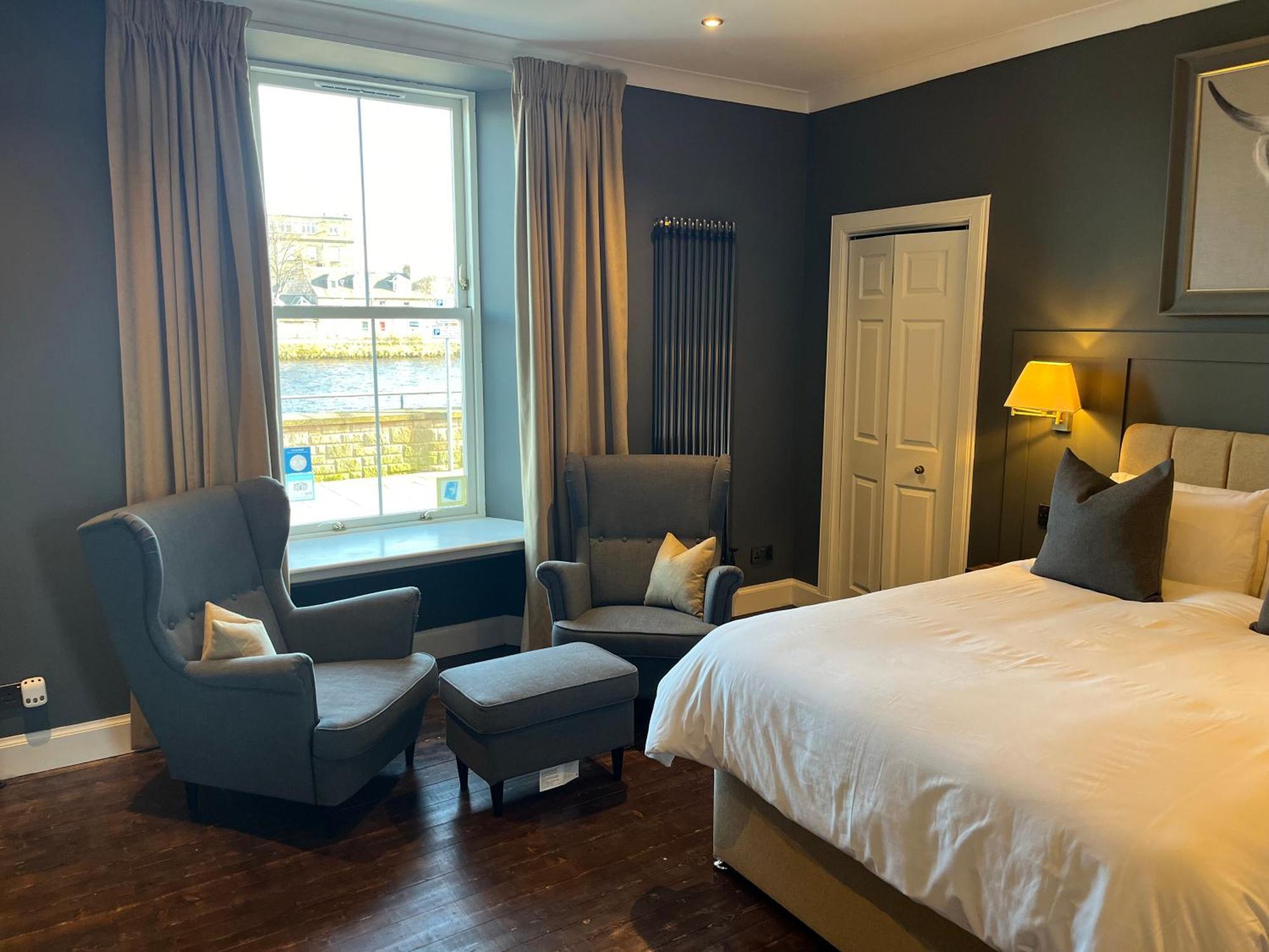 Fraser House 3*